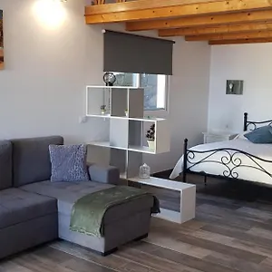  Hébergement de vacances Loft De Tato